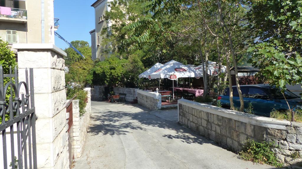 Beach Apartment Bacvice Split Bagian luar foto