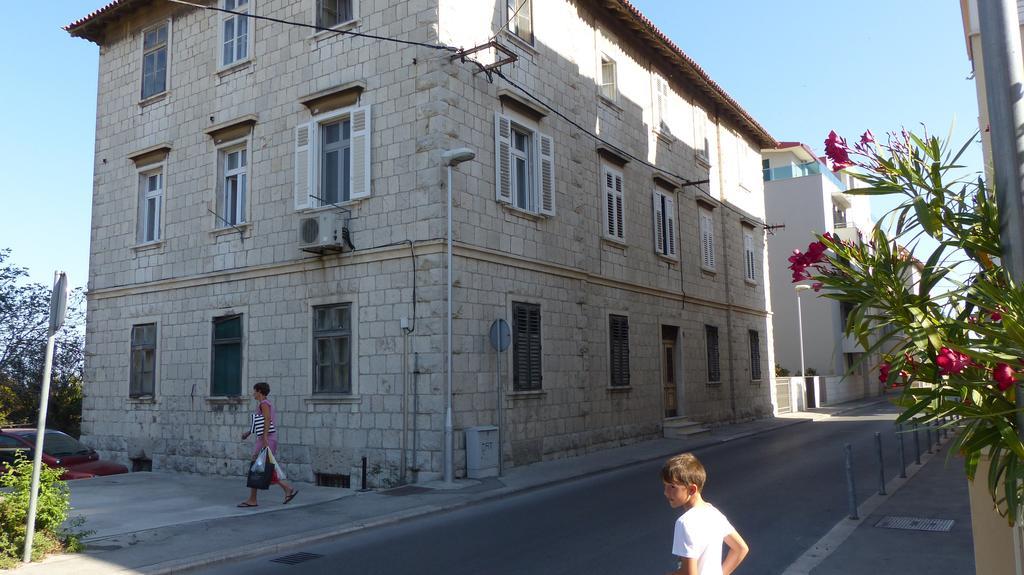 Beach Apartment Bacvice Split Bagian luar foto